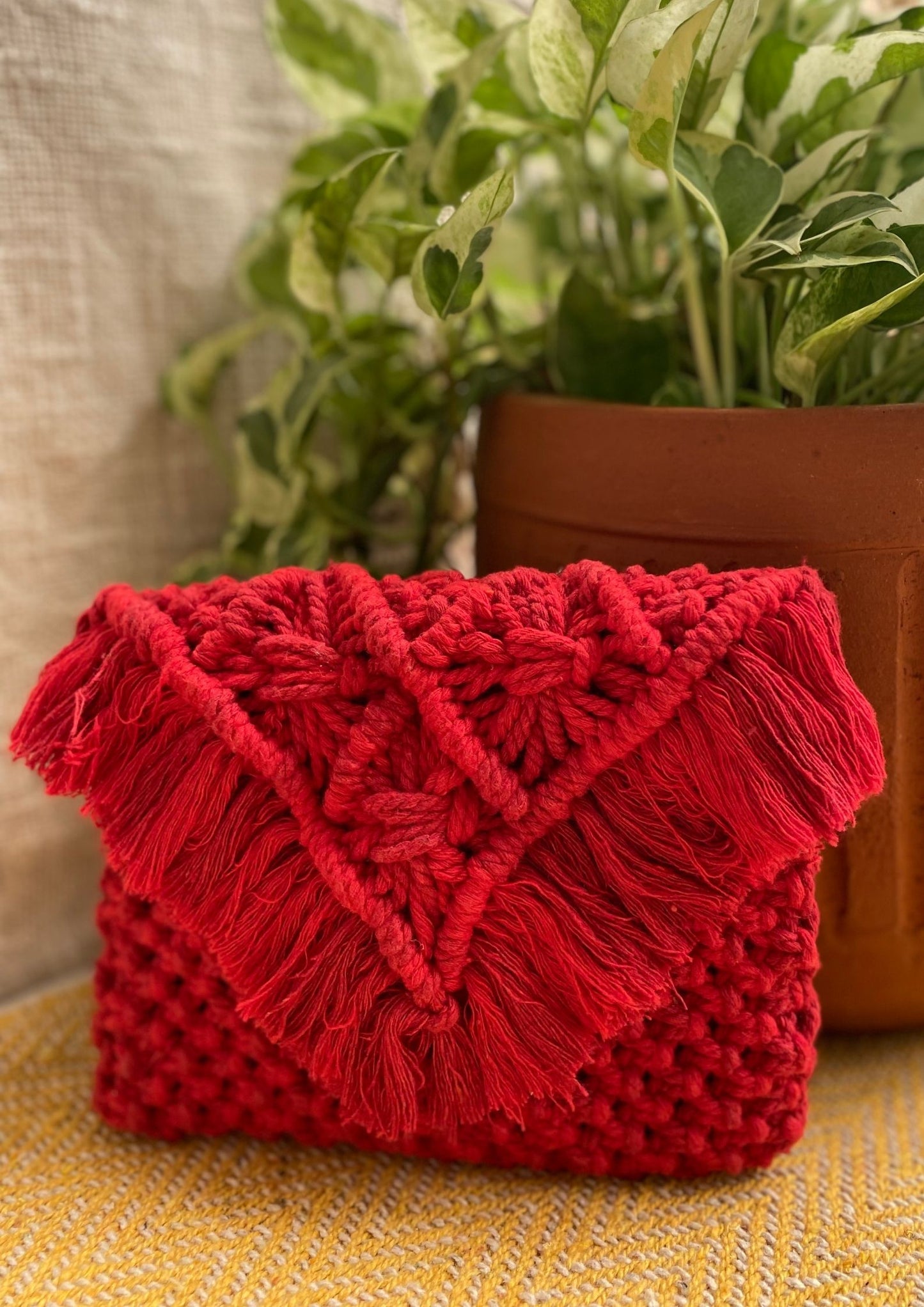 Crimson Knot Purse